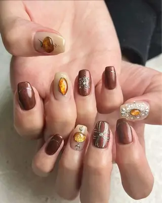 ネイル AURA nailartのネイルデザイン