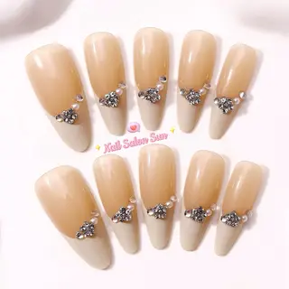 ネイル Sun Nail サン ネイルサロンのネイルデザイン