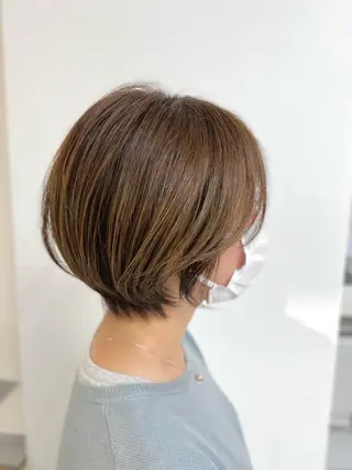 ショート カラー 平田 健一のヘアスタイル