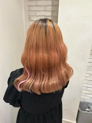 セミロング ミユ🎀ヘアメ 🎨デザインカラーのヘアスタイル