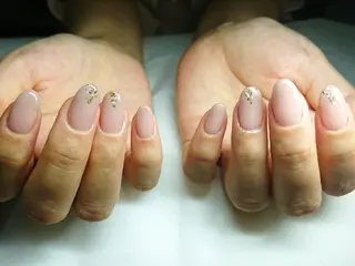 ショート ネイル 川畑爪商店 品川高輪 同時施術が人気🌿のネイルデザイン