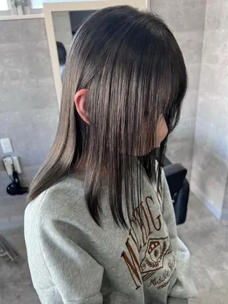 ミディアム カラー シアン　橋本店所属・SHIAN 橋本 Daikiのヘアスタイル
