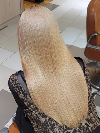 ロング カラー ハイトーン/デザイン カラー/COCOKAのヘアスタイル