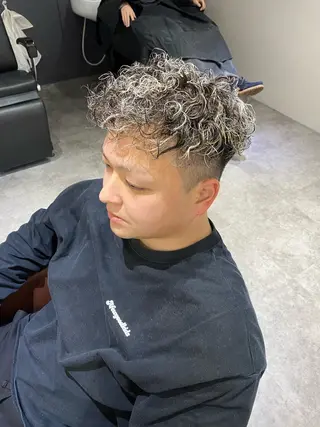 カラー パーマ メンズ メンズブリーチカラー /パーマ ごーた立川のヘアスタイル