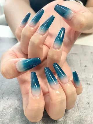 ネイル Rich to 半田店所属・rich to 内田のネイルデザイン