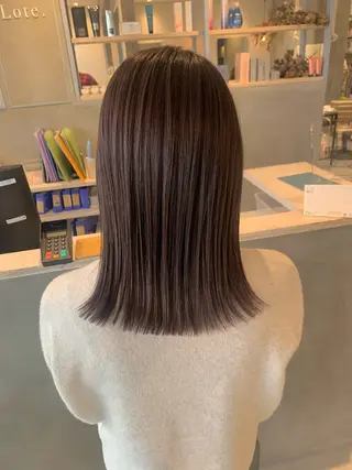 ミディアム カラー 赤塚 望有のヘアスタイル
