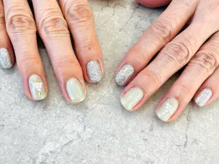 ネイル 二見 晴香のネイルデザイン