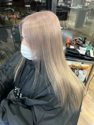 ロング カラー 只野 真衣のヘアスタイル