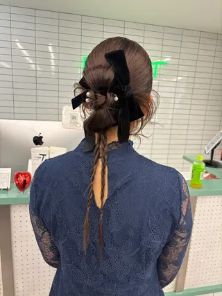 ロング ヘアアレンジ 綾乃／デザインカラー ／ハイトーン／ボブのヘアスタイル