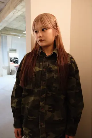 カラー 伊藤 美咲のヘアスタイル