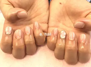 ネイル e.nail所属・和賀井 恵理のネイルデザイン