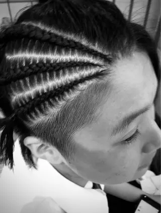 ショート ヘアアレンジ Ann./艶髪 /レイヤーカットのヘアスタイル