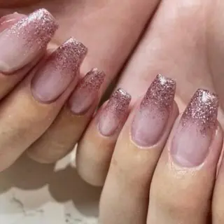 ネイル エルバイノリコ 岩崎のネイルデザイン