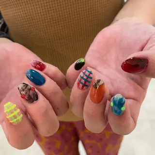 ネイル 栗田 ゆう子のネイルデザイン