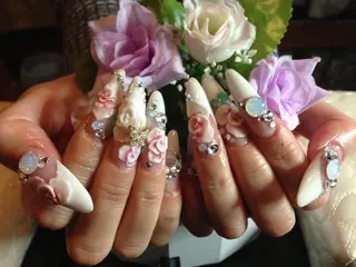 ネイル Lefreak (レフリーク).のネイルデザイン