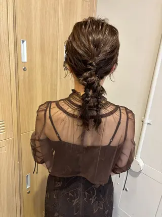 セミロング LOREN＋透明感 オリーブhirokoのヘアスタイル