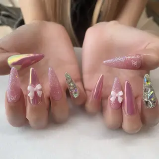 ネイル 🌈🐰 saki. m 🐰🌈のネイルデザイン
