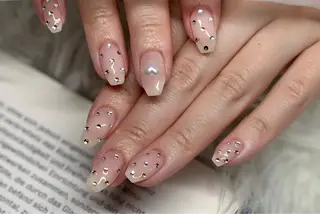 ネイル nailsalon Lithos所属・nailsalon Recontreのネイルデザイン