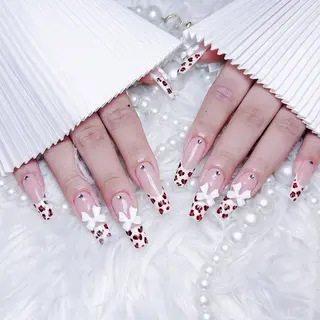 ネイル Ugirl Nail Pinpin🤍のネイルデザイン