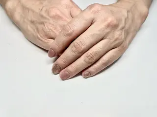 ネイル 岸本 郁美のネイルデザイン