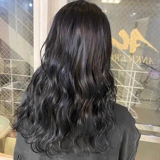 カラー ANKH CROSS 🦋mako🦋のヘアスタイル