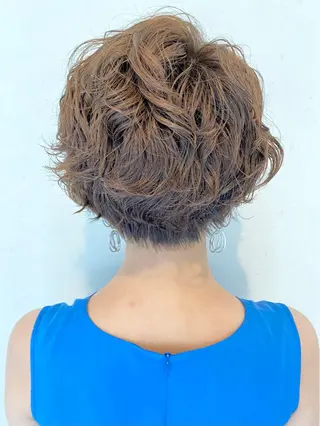 ショート カラー パーマ The book hand salon所属・伊藤 さやかのヘアスタイル