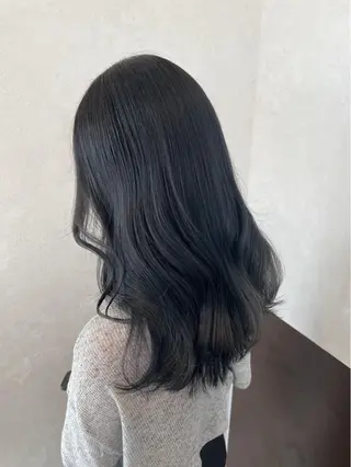 カラー nehus nagaoka所属・🖤複雑履歴ブリーチ Mizuki 🖤のヘアスタイル