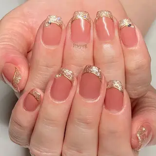 ネイル VOGUE ×SWANのネイルデザイン