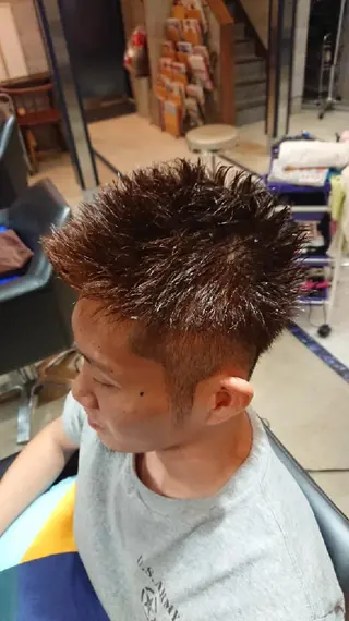 カラー メンズ 浅野  勇貴のヘアスタイル