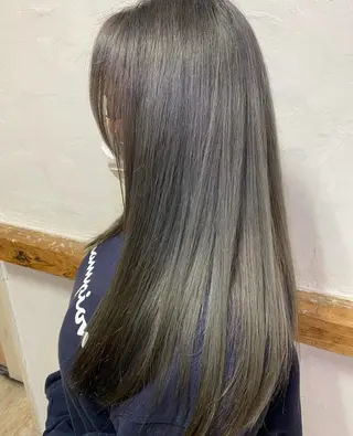 ロング カラー 木村 彩花のヘアスタイル