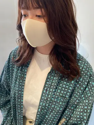 ミディアム カラー わかばやし ゆうこのヘアスタイル