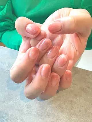 ネイル Nest 岩崎のネイルデザイン