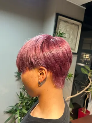 カラー メンズ arika オケシ　リョウダイのヘアスタイル