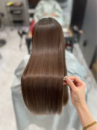 ロング 野口 咲愛のヘアスタイル