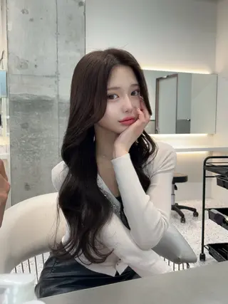 ロング カラー 【美髪矯正】 吉村　清志のヘアスタイル