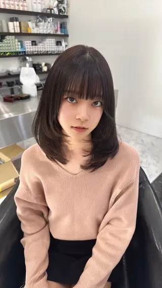 セミロング DEAN岡崎所属・DEAN AYAのヘアスタイル