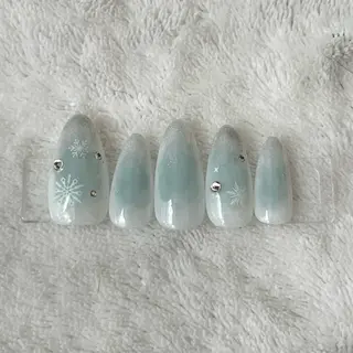 ネイル Luccica nailのネイルデザイン