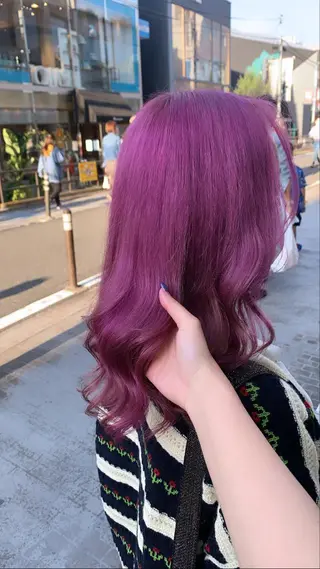 セミロング カラー ヘアアレンジ 🩶【推しハイトーン 】yuzu🩶のヘアスタイル