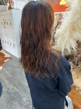 セミロング パーマ LOMARLIE JURIAのヘアスタイル