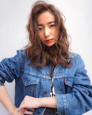 ミディアム カラー WATARU🔥／ 外国人風ハイライトのヘアスタイル