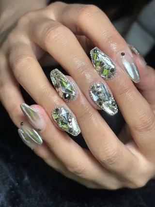 ネイル ✴︎ Delightのネイルデザイン