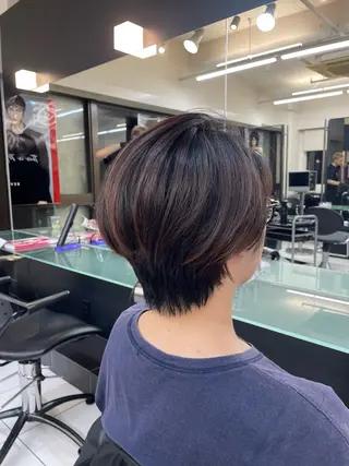 ショート 大山 真衣のヘアスタイル