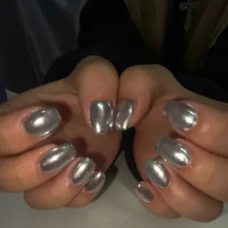 ネイル yuna@ 練習生☘️のネイルデザイン