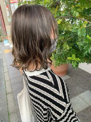 ミディアム カラー 髪質改善美容室Lust所属・美容室Lust💚 嶋崎 鷹のヘアスタイル