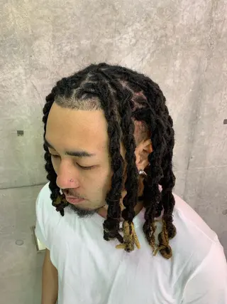 パーマ ヘアアレンジ メンズ HARURU🪮✨ ブレイズ海外ヘアのヘアスタイル