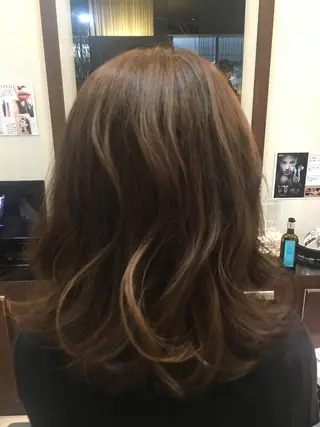 ショート ミディアム セミロング ロング カラー パーマ ヘアアレンジ メンズ キッズ ネイル まつエク MODEK's阿倍野 伊藤サダキのヘアスタイル