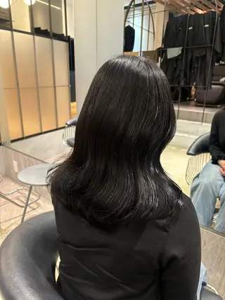 セミロング 西田 美侑のヘアスタイル