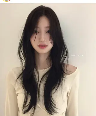 ブリーチカラー ／ボブ　ユミのヘアスタイル