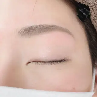アイブロウ ISLA BEAUTY中目黒所属・TAKI 𓂃 𓈒𓏸のマツエク・マツパデザイン