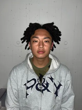 山口 ヒロトのヘアスタイル